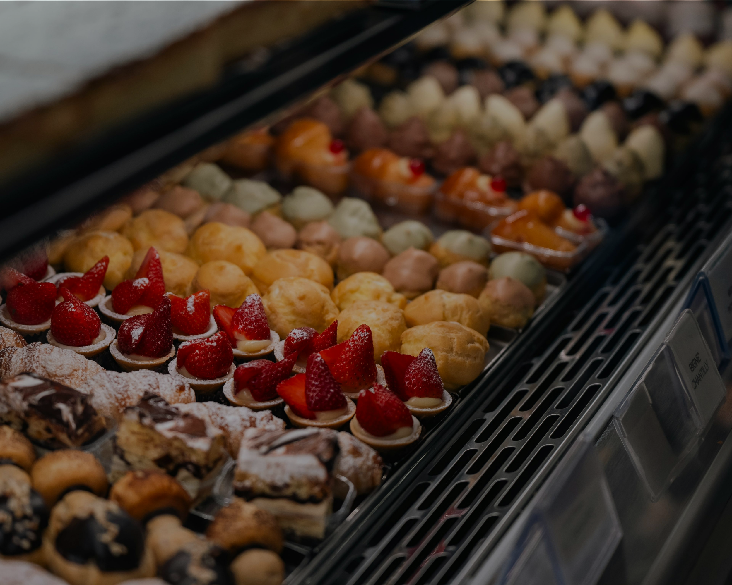 Vitrines réfrigérées sur mesure pour boulangerie